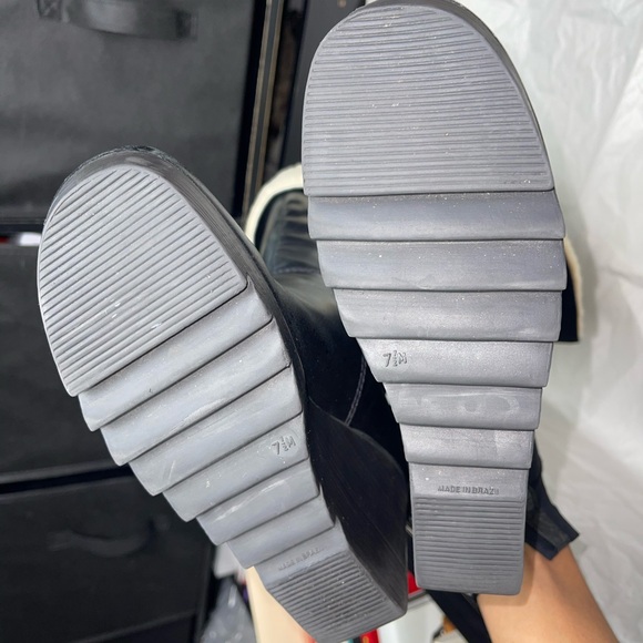 Preloved MICHAEL Michael Kors y2k leather sherpa trim wedge boots size 7.5 - Picture 17 of 17